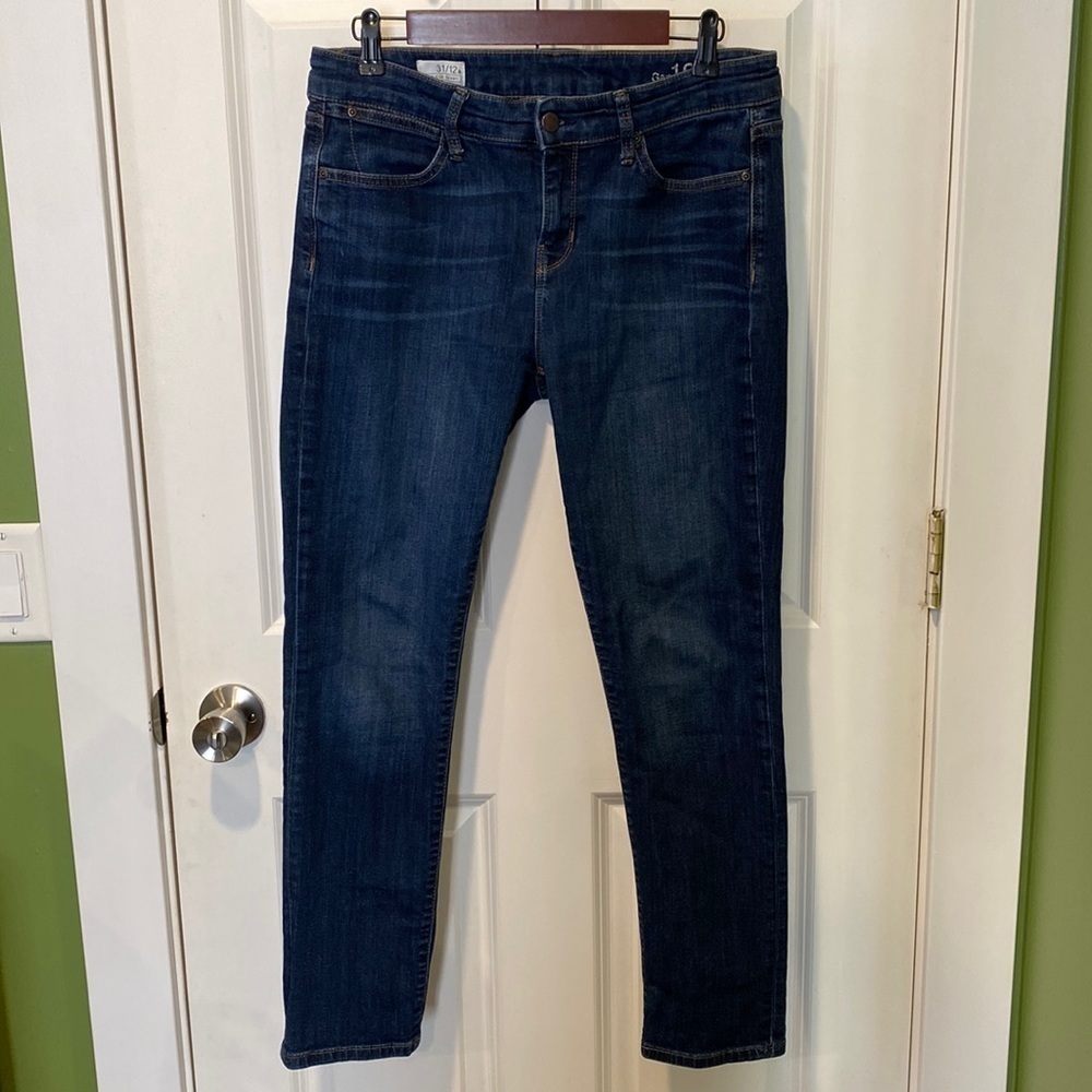 Gap Mid Rise Skinny Dark Wash Classic